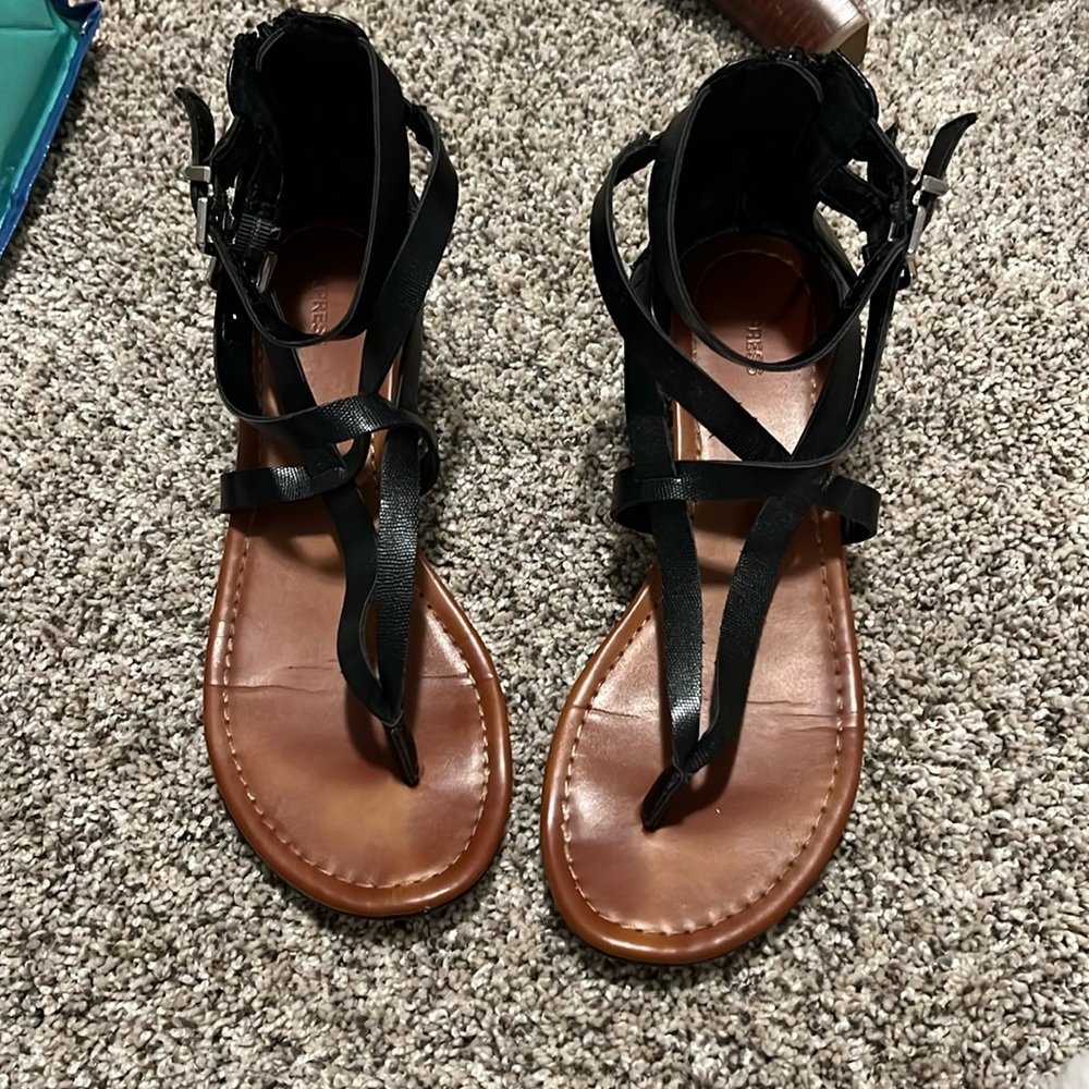 Women's Black Strappy Gladiator Sandals - Unbranded
